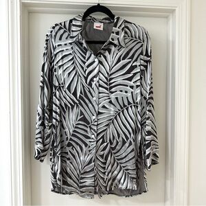 Vintage Mondi Gray & Black Tropical Leaf Pattern Button Down Silk Shirt, Size L